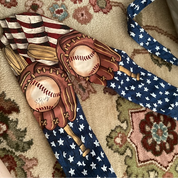 Vintage American flag baseball tie - Picture 3 of 3